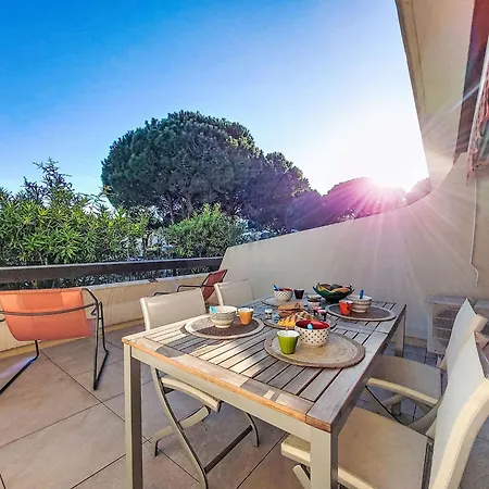 Le Meridien-1 By Interhome * Ле-Гро-дю-Руа